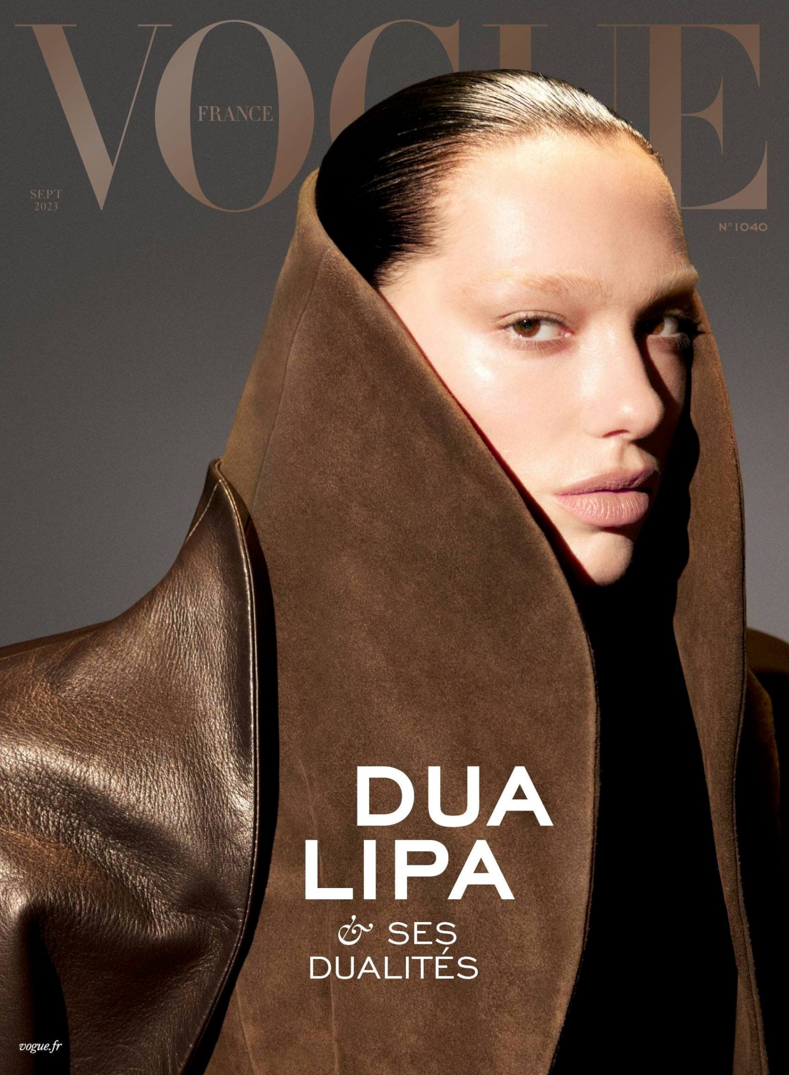 Дуа Липа впервые сфотографировалась топлесс для модного журнала